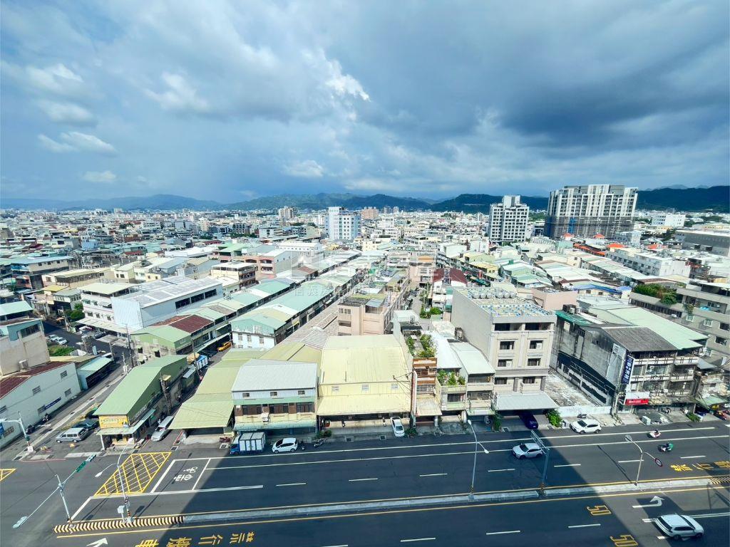 軟體科學園區高樓層商辦房屋室內格局與周邊環境