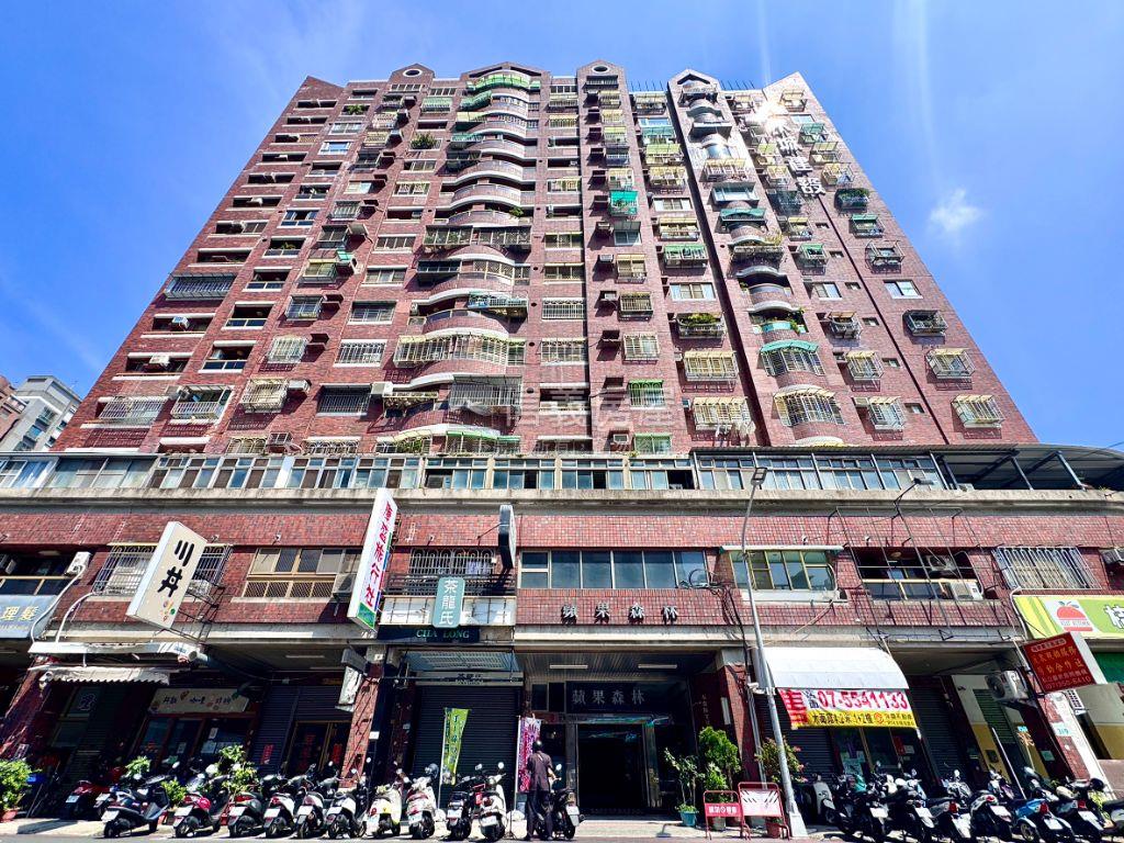 近高鐵高樓三房車位房屋室內格局與周邊環境