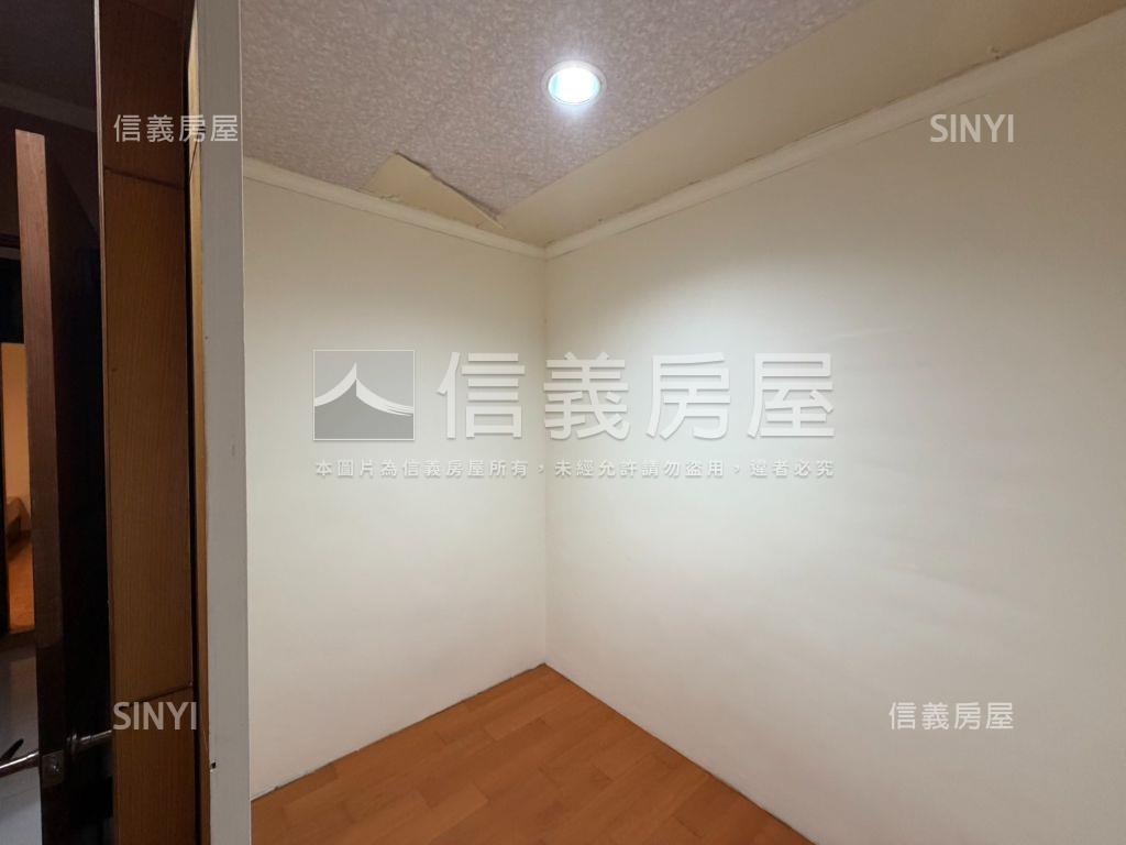 忠福商圈福州二街透天店霸房屋室內格局與周邊環境