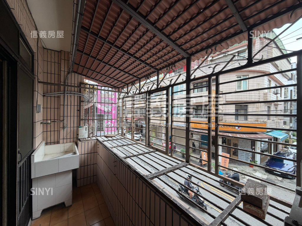 忠福商圈福州二街透天店霸房屋室內格局與周邊環境