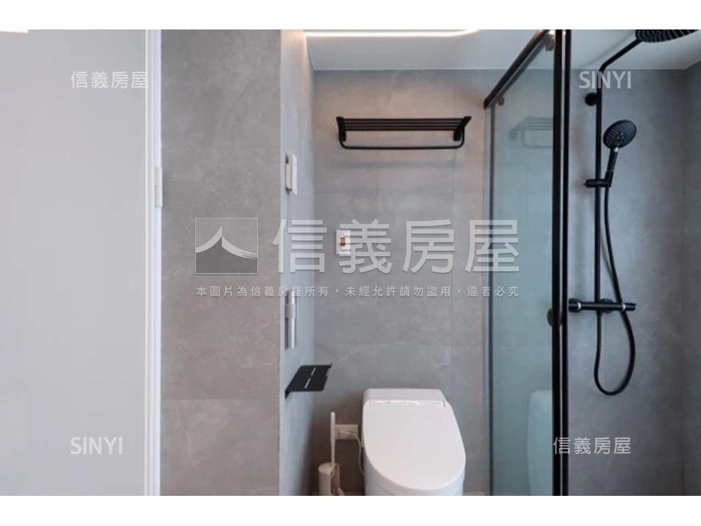 面公園景觀美妝電梯附車位房屋室內格局與周邊環境