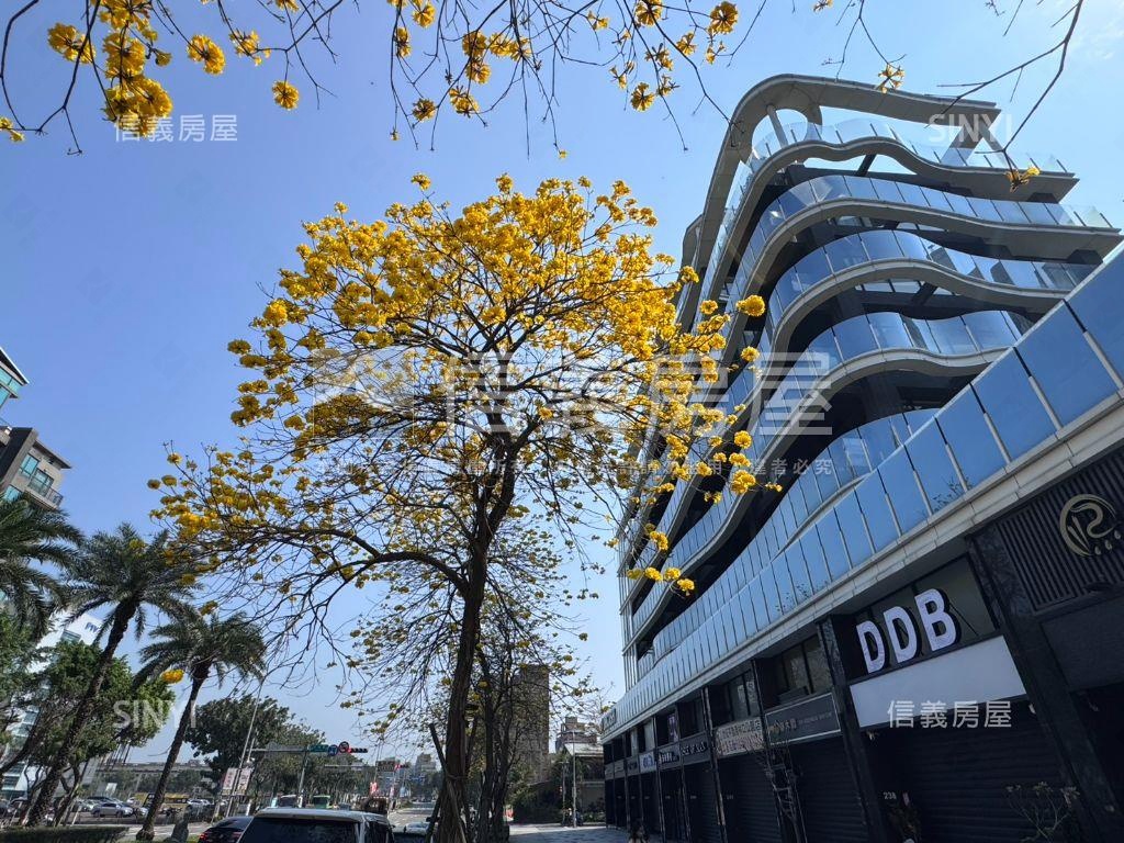 立軒ＣＭＢＤ大露臺店辦房屋室內格局與周邊環境