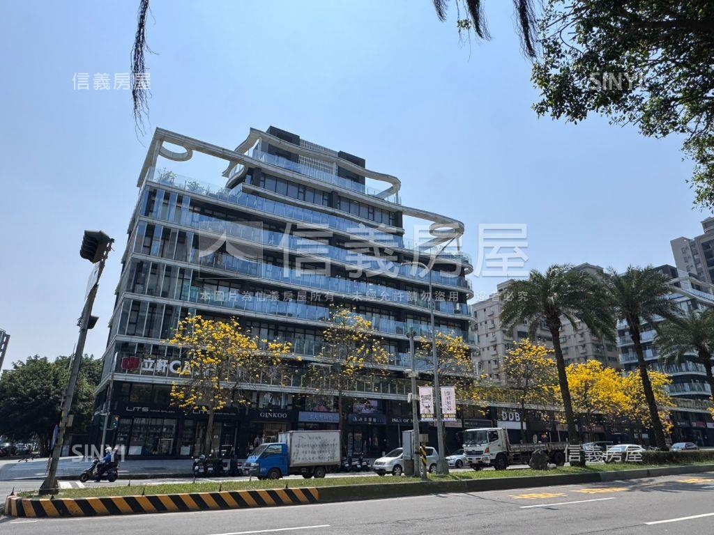 立軒ＣＭＢＤ大露臺店辦房屋室內格局與周邊環境