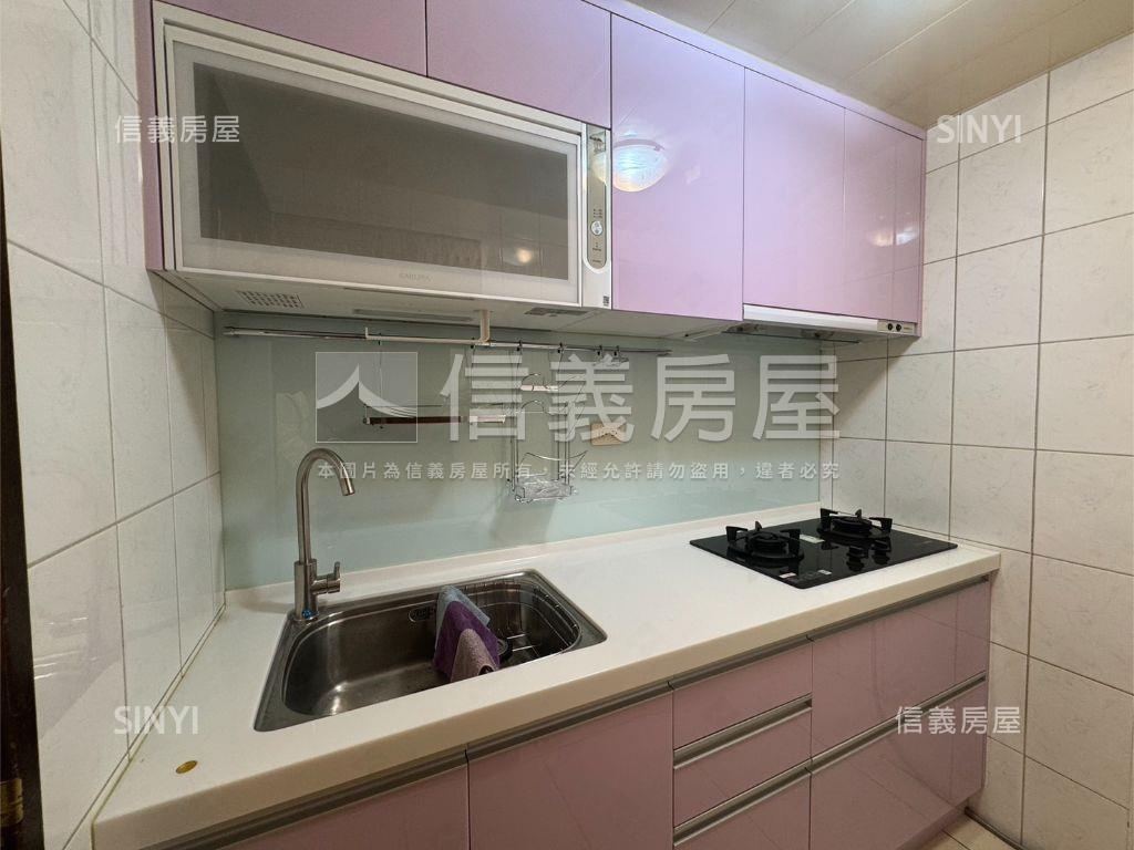 台北愛樂三房平面車位房屋室內格局與周邊環境