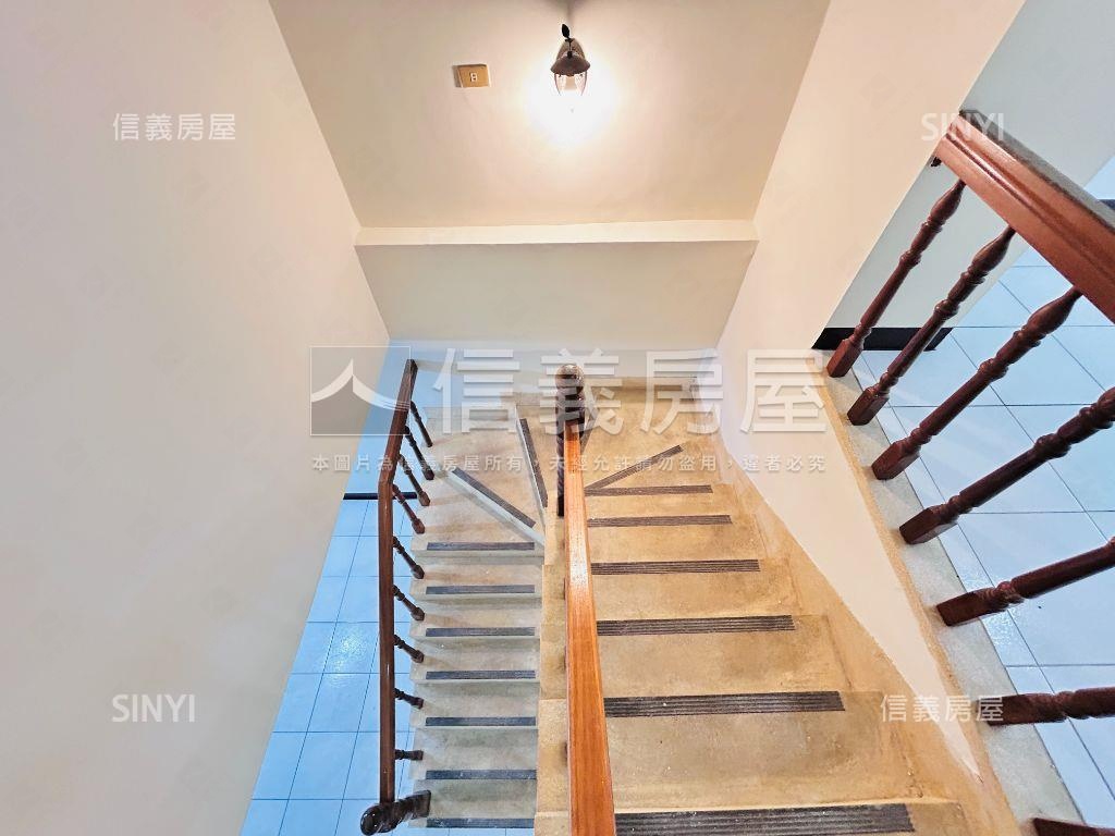 【文昌區】三面採光樓中樓房屋室內格局與周邊環境