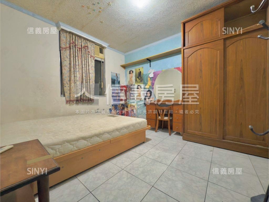 近輕軌方正三樓房屋室內格局與周邊環境