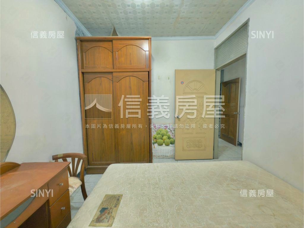 近輕軌方正三樓房屋室內格局與周邊環境