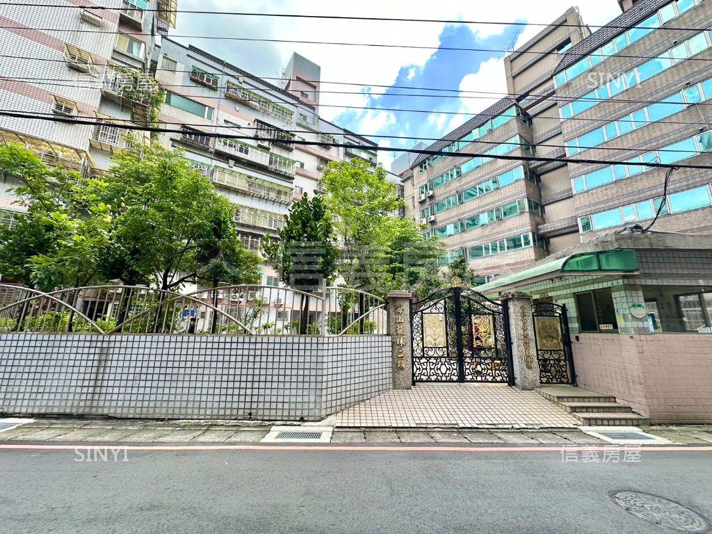 海山龍珠１＋２樓店住辦房屋室內格局與周邊環境