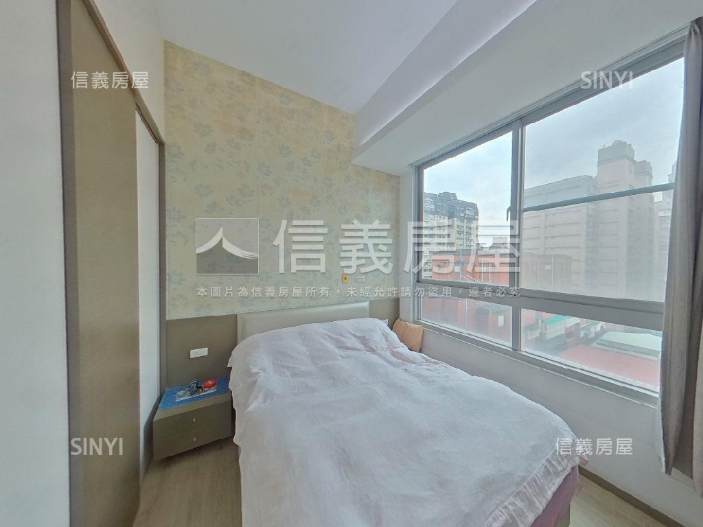 土城挑高３房‧合協京城房屋室內格局與周邊環境