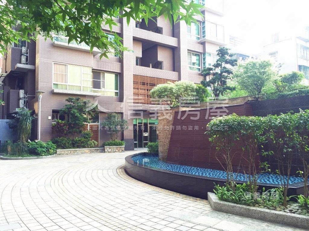 土城挑高３房‧合協京城房屋室內格局與周邊環境