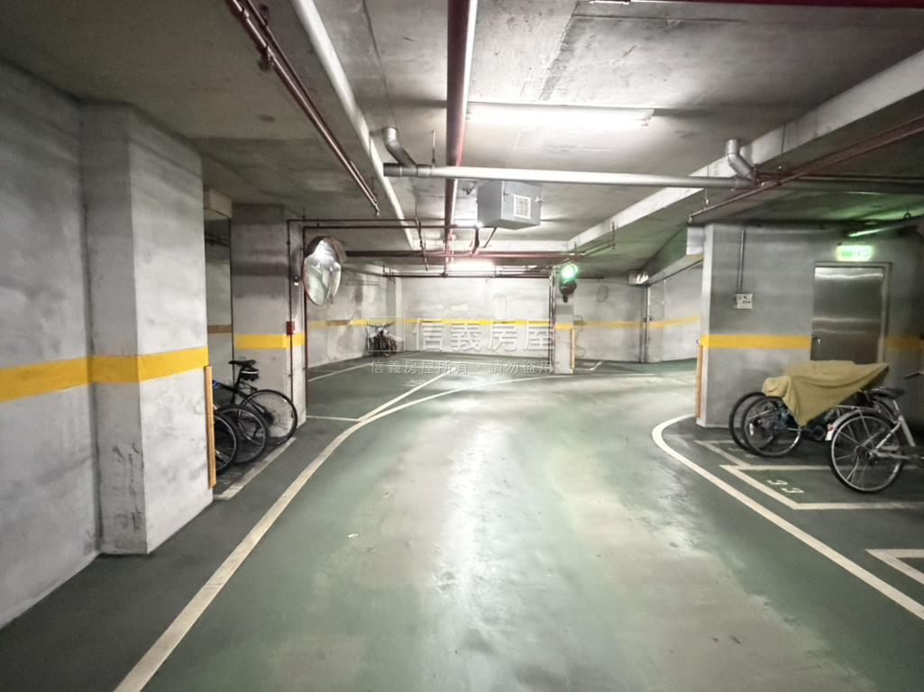 文山奇跡電梯正三房車位房屋室內格局與周邊環境