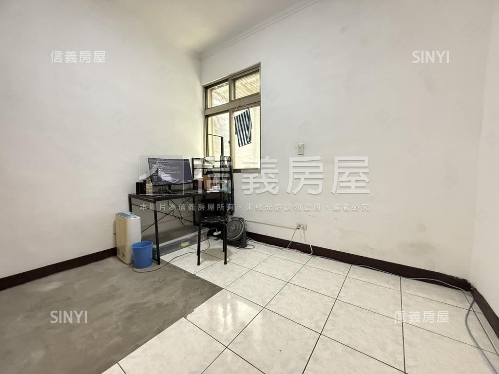 秀朗優質首購成家房屋室內格局與周邊環境