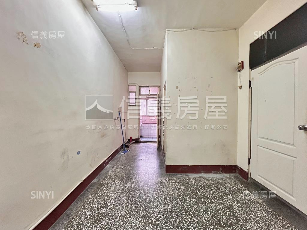 誠意出售！近捷運站公寓房屋室內格局與周邊環境