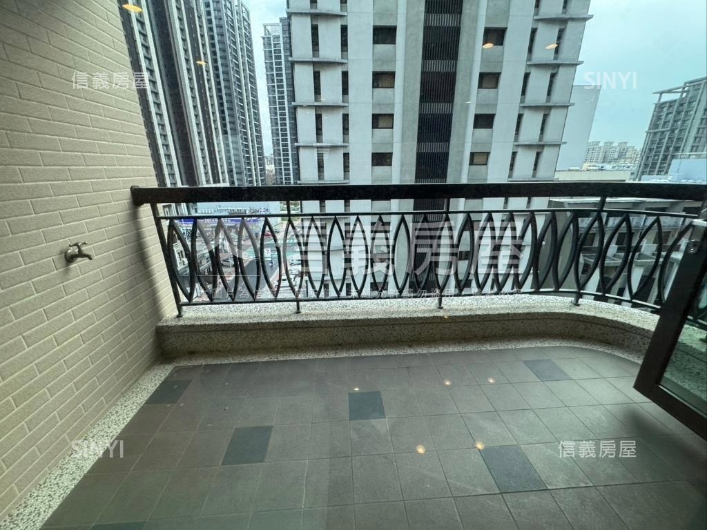 椰林懂厚附雙連號平面車位房屋室內格局與周邊環境