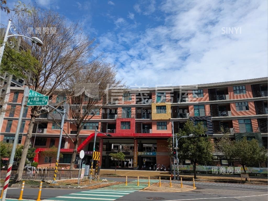 椰林懂厚附雙連號平面車位房屋室內格局與周邊環境