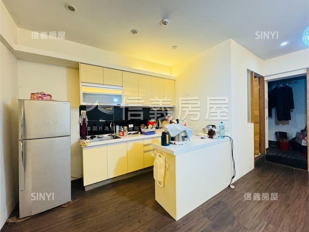 近未來捷運員山公寓二樓房屋室內格局與周邊環境