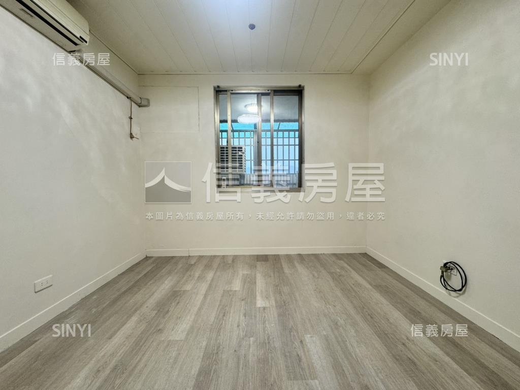 東區美三房車位房屋室內格局與周邊環境