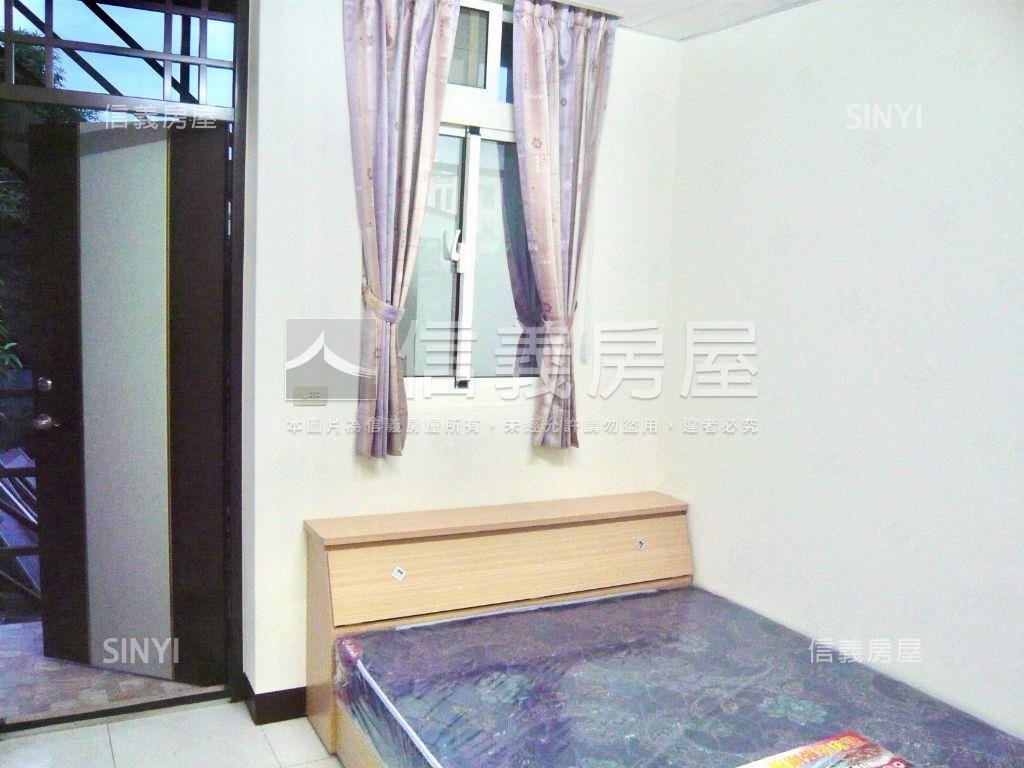 八套房軟園旁美透天房屋室內格局與周邊環境