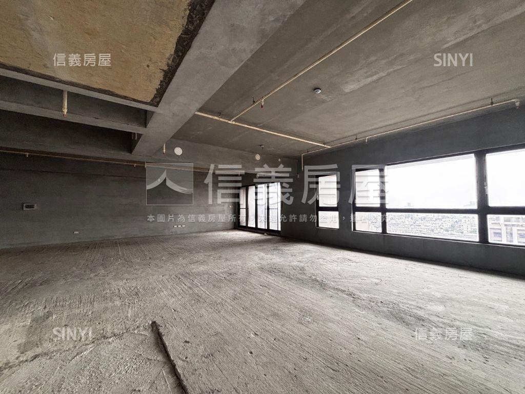 世界首席邊間高樓房屋室內格局與周邊環境