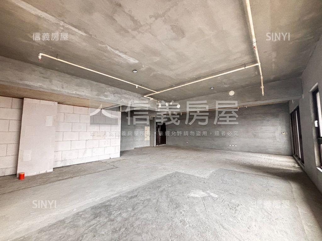 世界首席邊間高樓房屋室內格局與周邊環境