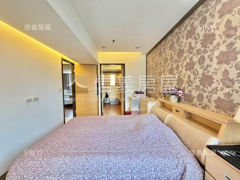 府中站前電梯三房平面車位房屋室內格局與周邊環境