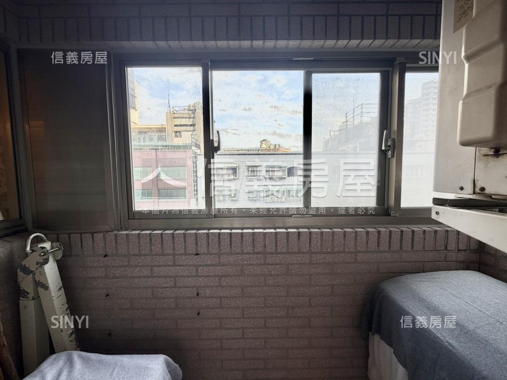 府中站前電梯三房平面車位房屋室內格局與周邊環境