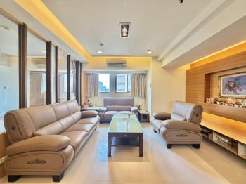 府中站前電梯三房平面車位