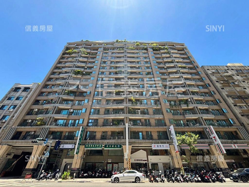 采雲天唯美古典風四房車位房屋室內格局與周邊環境