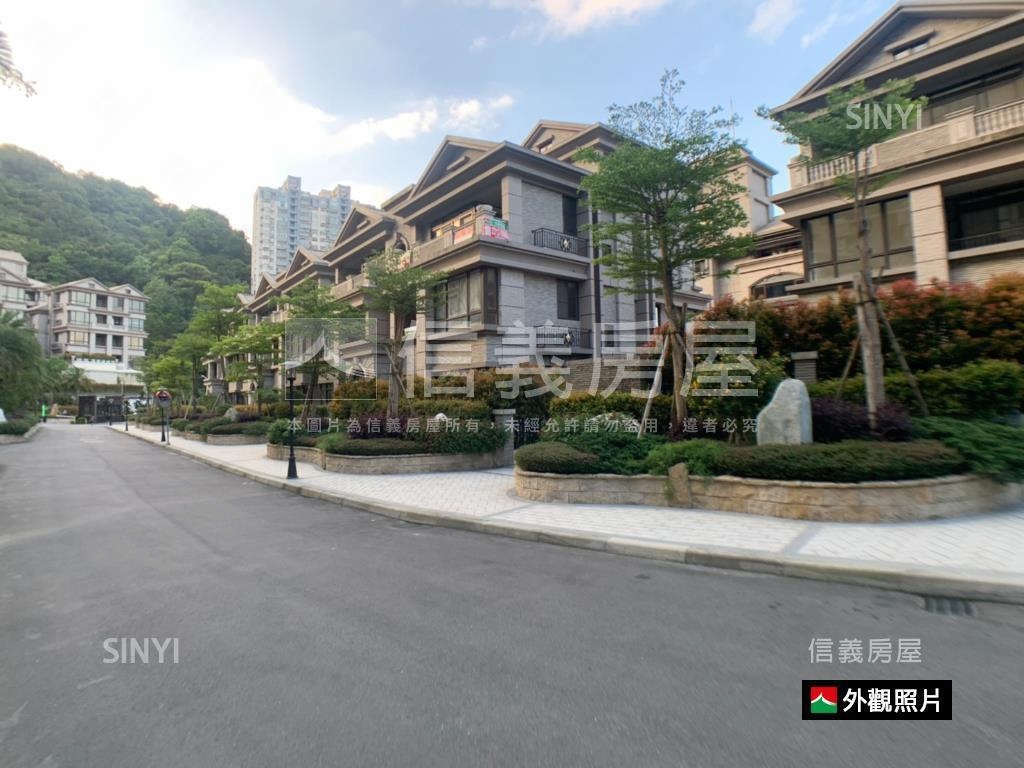 伴山邊間三房雙坡平車位房屋室內格局與周邊環境