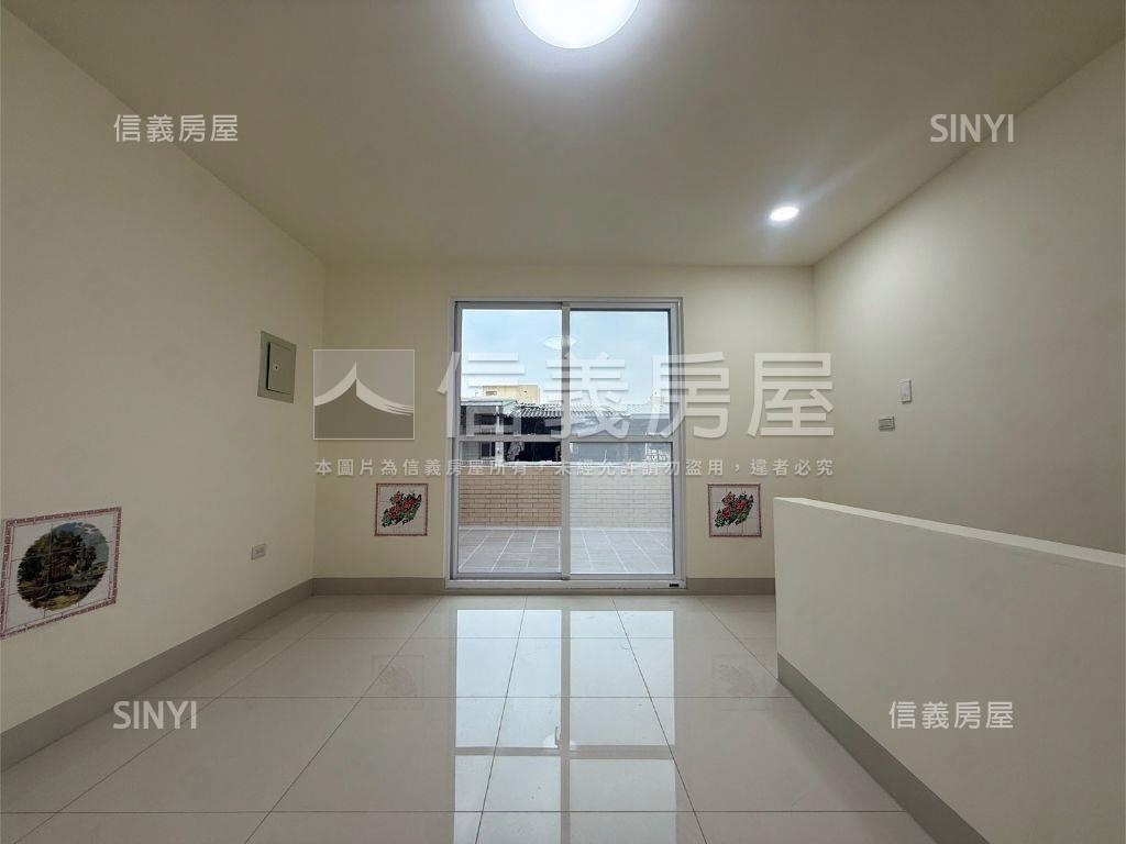 近輕軌漂漂亮亮活巷透天房屋室內格局與周邊環境