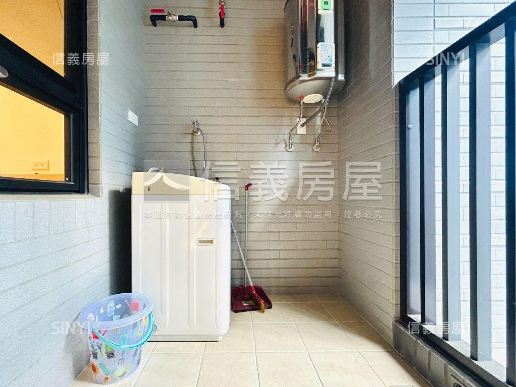 市政。和風淡雅。兩房美宅房屋室內格局與周邊環境