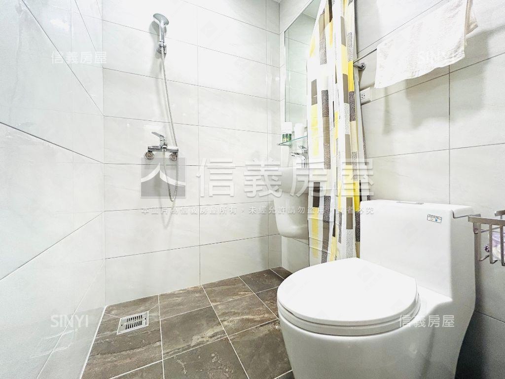 市政。和風淡雅。兩房美宅房屋室內格局與周邊環境