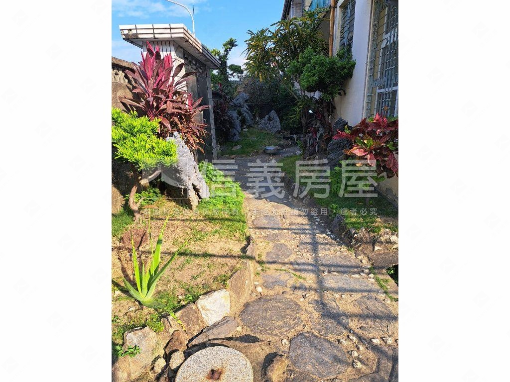 文教區稀有透天房屋室內格局與周邊環境