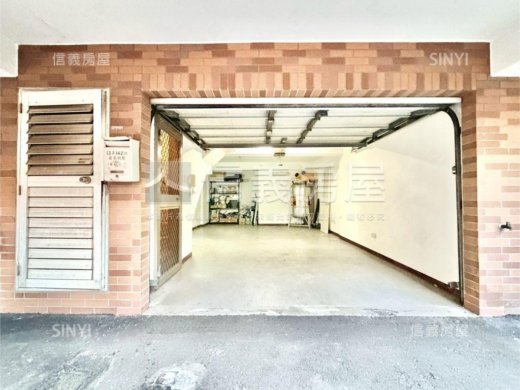 皇家花園別墅釋出房屋室內格局與周邊環境