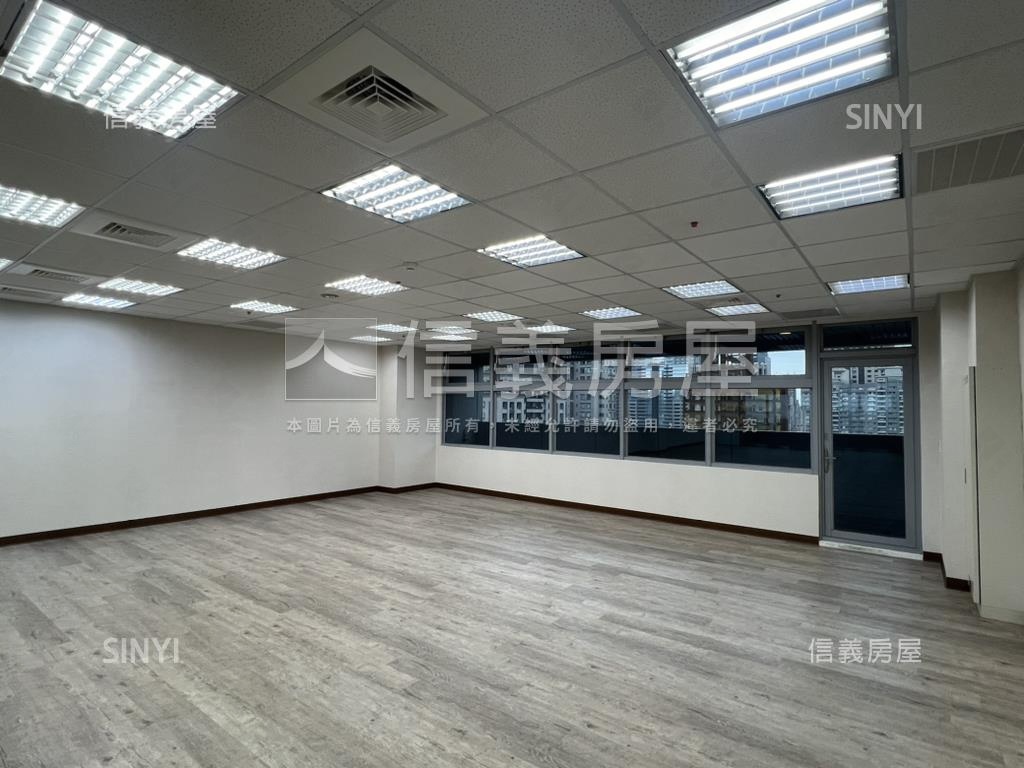 豐邑市政都心商辦Ｂ房屋室內格局與周邊環境
