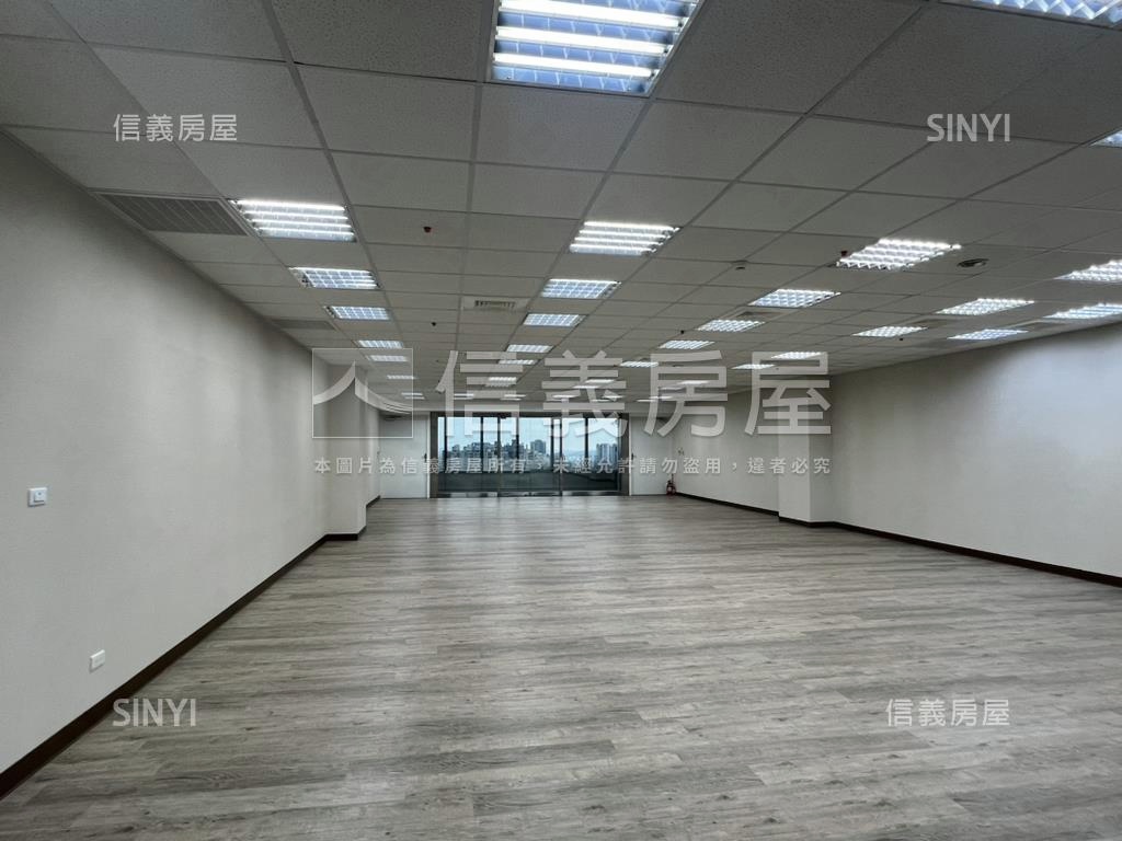 豐邑市政都心商辦Ｂ房屋室內格局與周邊環境