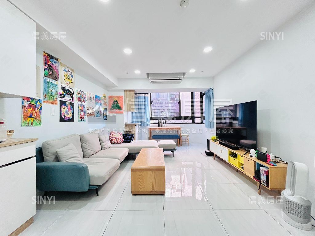 愷悅高樓裝潢３房車位房屋室內格局與周邊環境