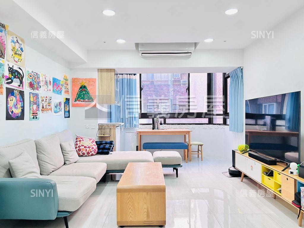 愷悅高樓裝潢３房車位房屋室內格局與周邊環境