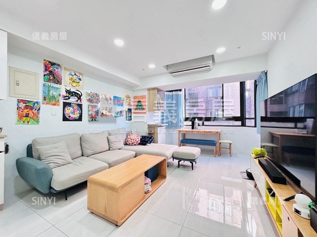 愷悅高樓裝潢３房車位房屋室內格局與周邊環境