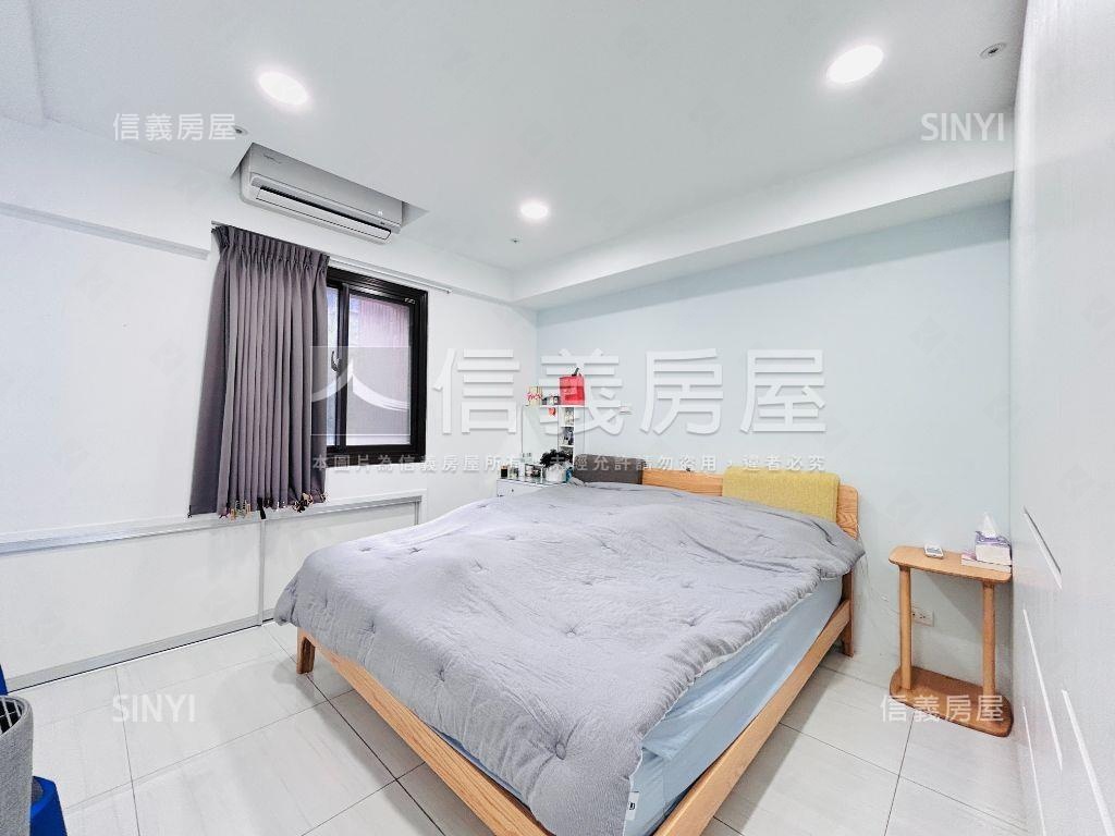 愷悅高樓裝潢３房車位房屋室內格局與周邊環境