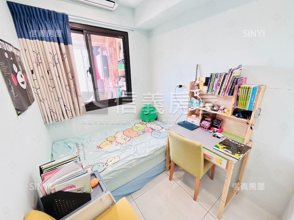 愷悅高樓裝潢３房車位房屋室內格局與周邊環境