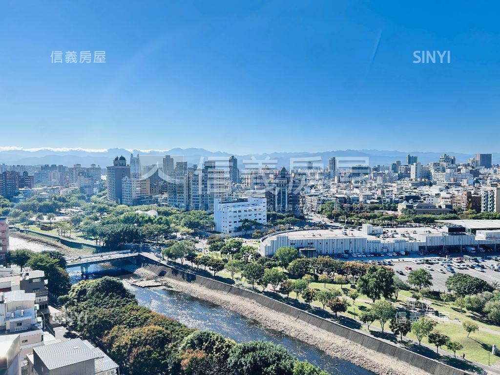 愷悅高樓裝潢３房車位房屋室內格局與周邊環境