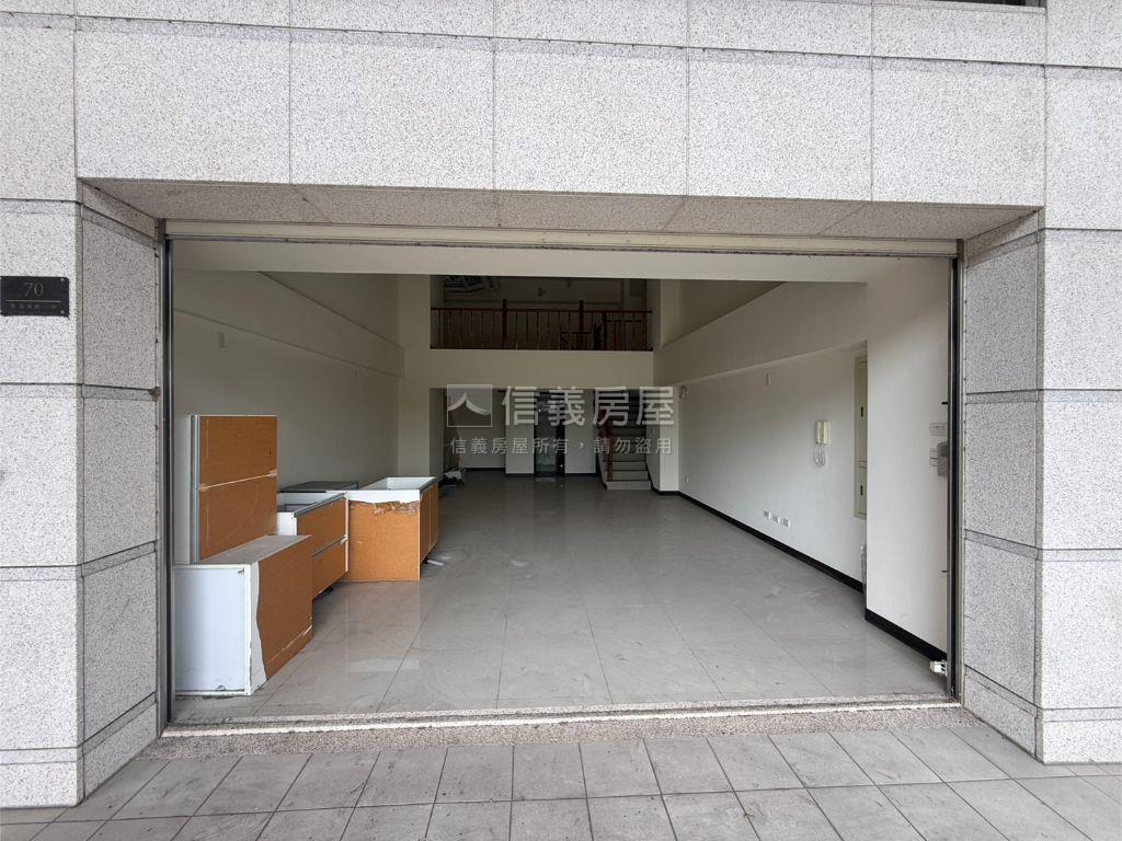 東區夏卡爾店面2房屋室內格局與周邊環境