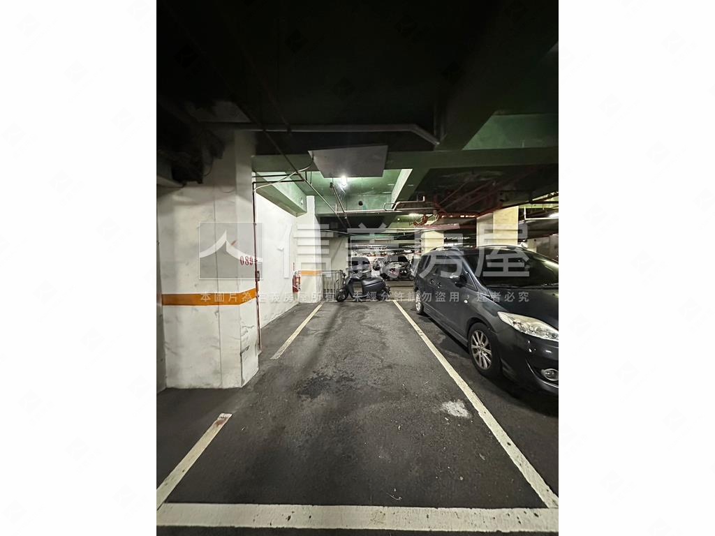 稀有近林口捷運四房帶車位房屋室內格局與周邊環境