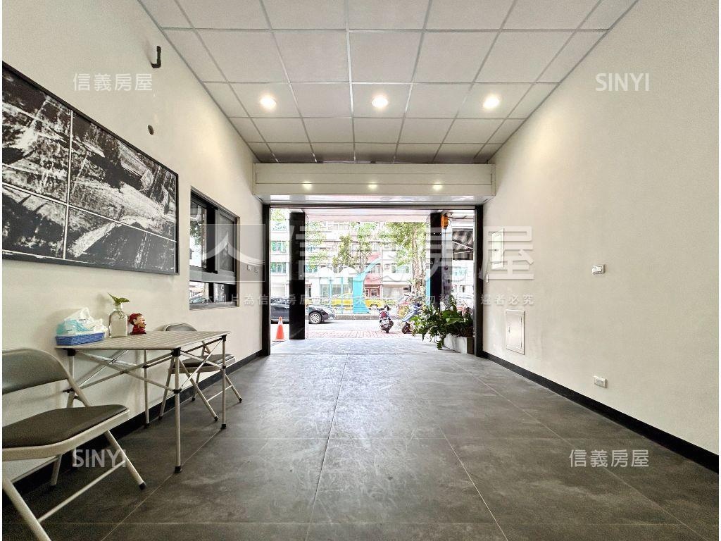 中華正路電梯透店房屋室內格局與周邊環境