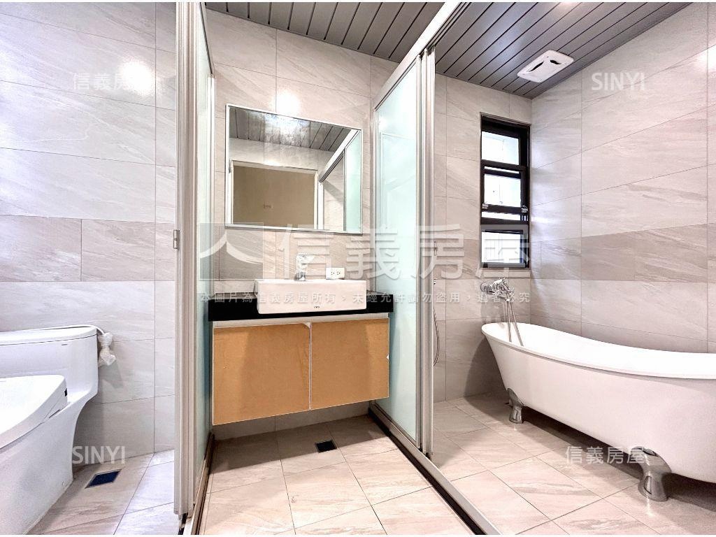 中華正路電梯透店房屋室內格局與周邊環境