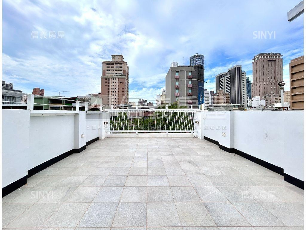 中華正路電梯透店房屋室內格局與周邊環境