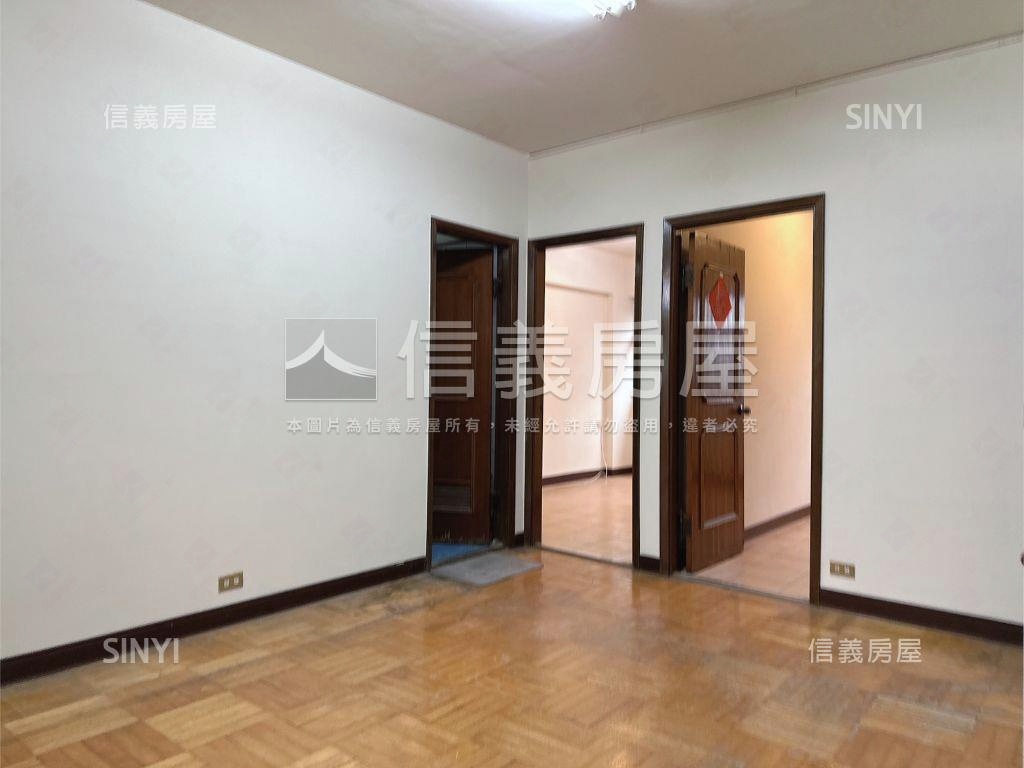 專任：稀有華廈明亮好屋房屋室內格局與周邊環境