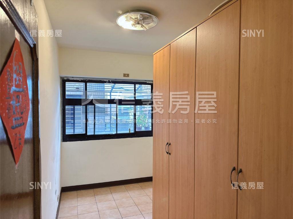 專任：稀有華廈明亮好屋房屋室內格局與周邊環境