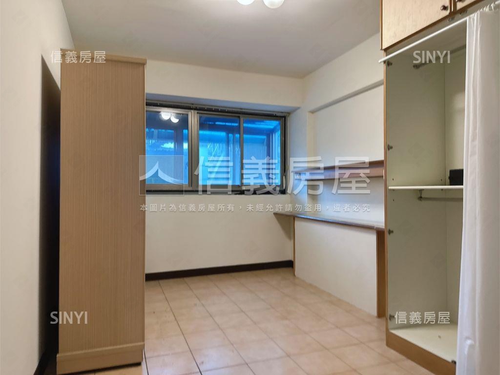 專任：稀有華廈明亮好屋房屋室內格局與周邊環境
